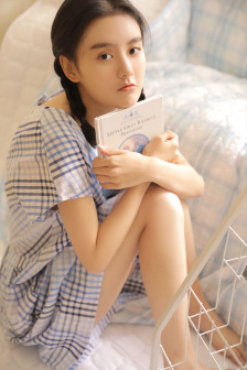 无间花向雨真实身份